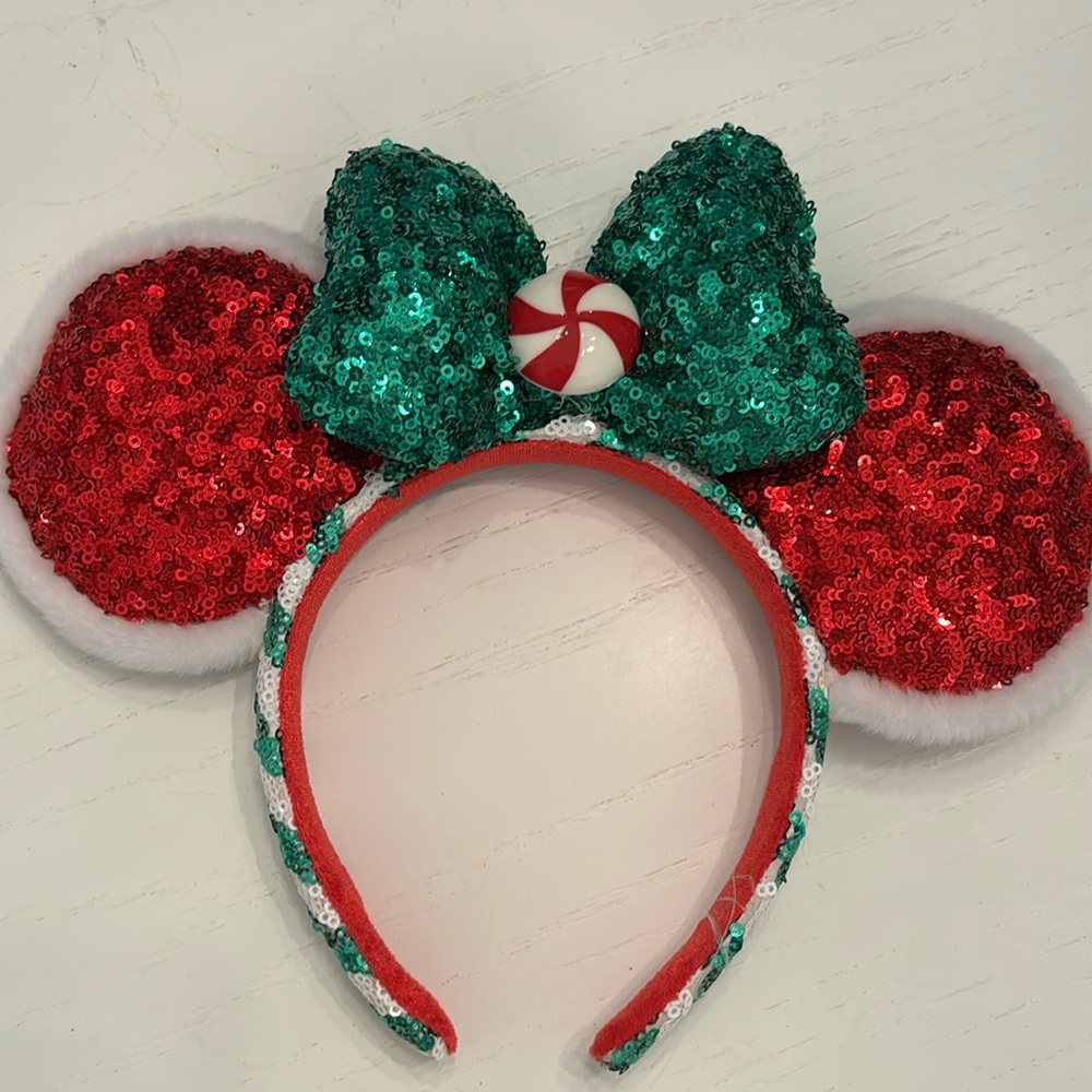 Sequined Christmas Mickey Ears with a bow